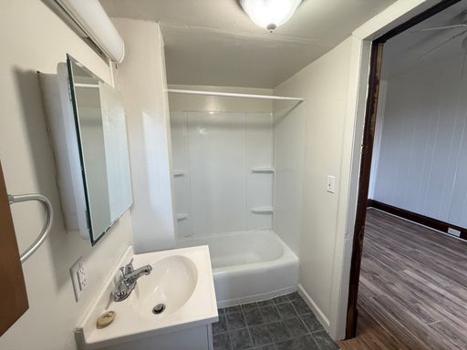 Listing photo thumbnail