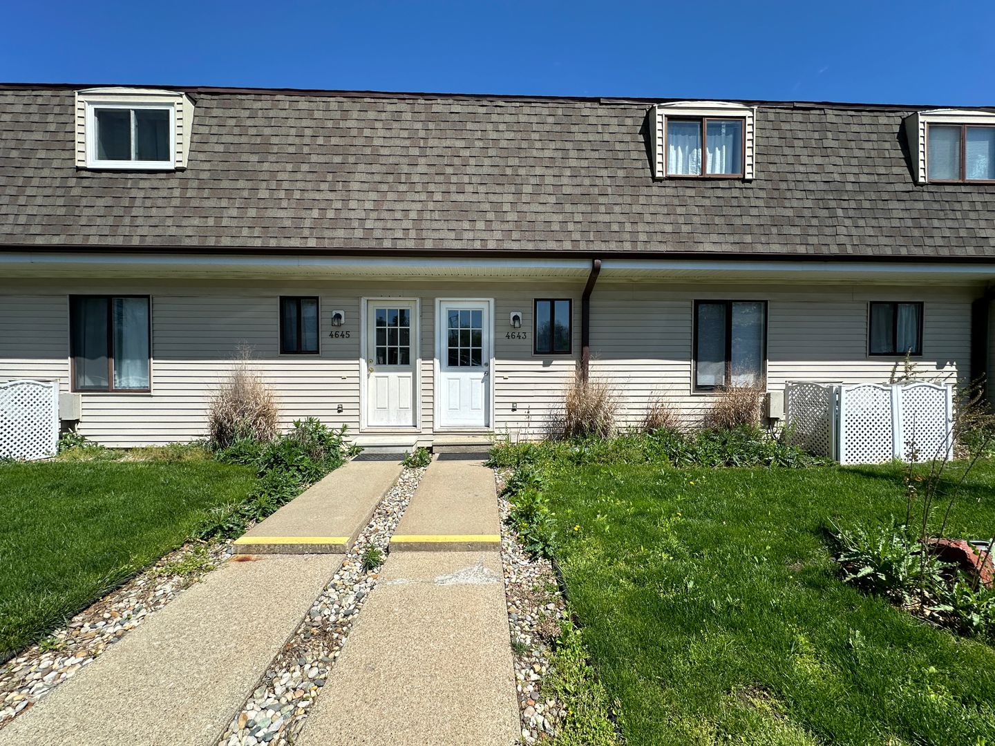 Jackson Townhome: 4643 Westbrook Dr