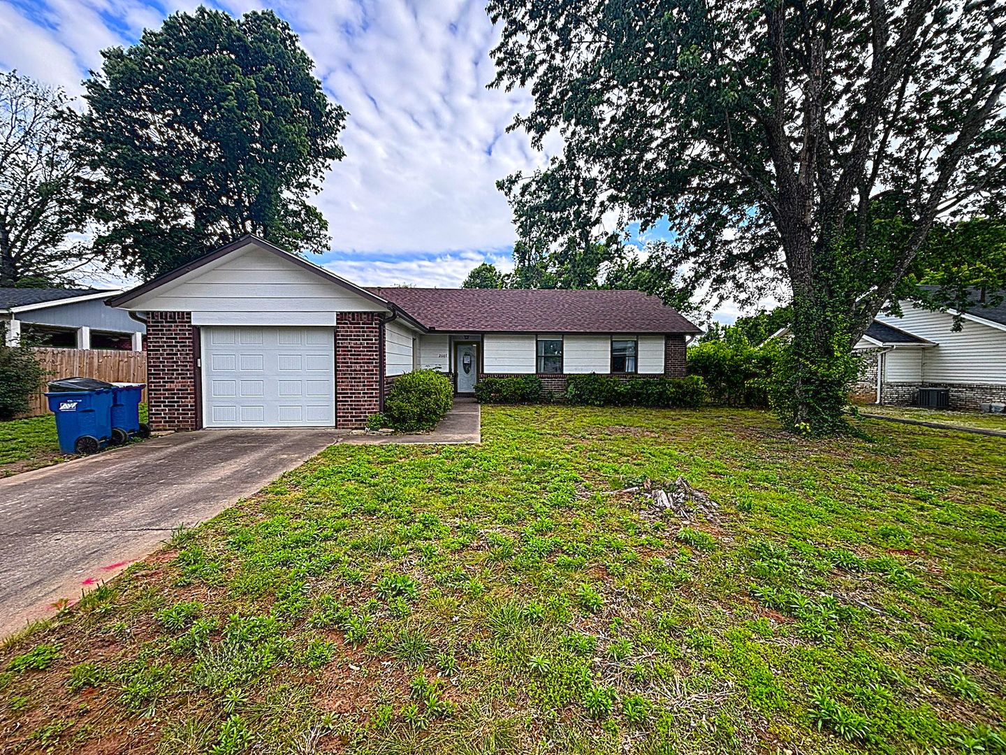 Bentonville House: 2607 Purdue Cir