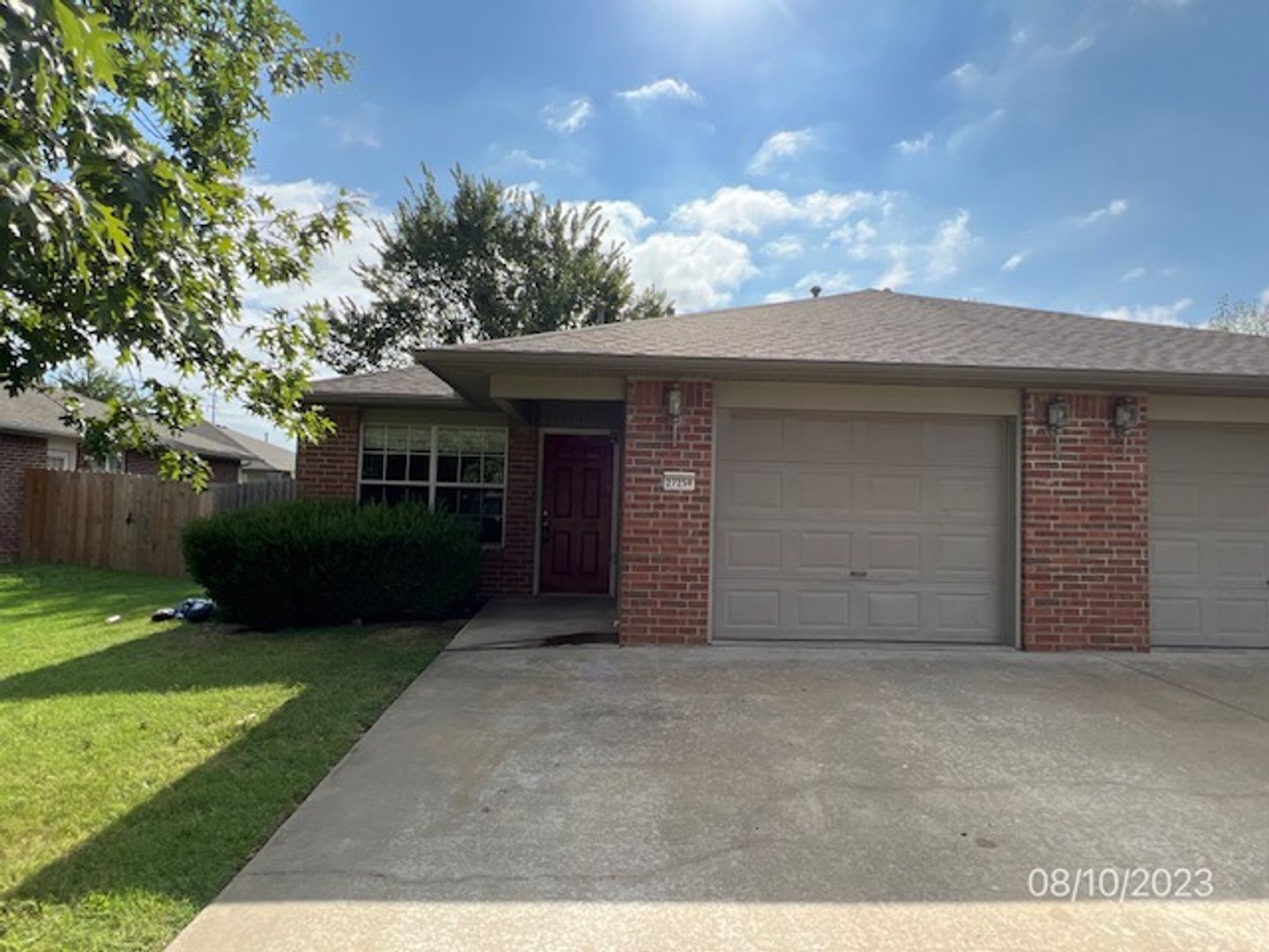 Springdale Apartment: 2725 Ponchartrain St.