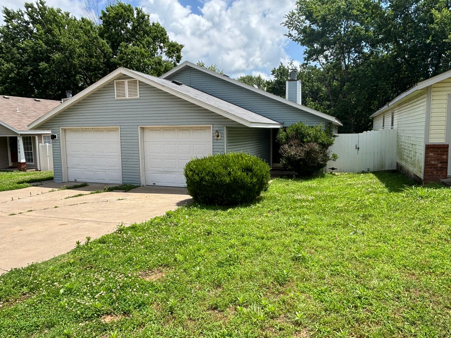 Fayetteville Condo: 1712 N. Noelle Ave