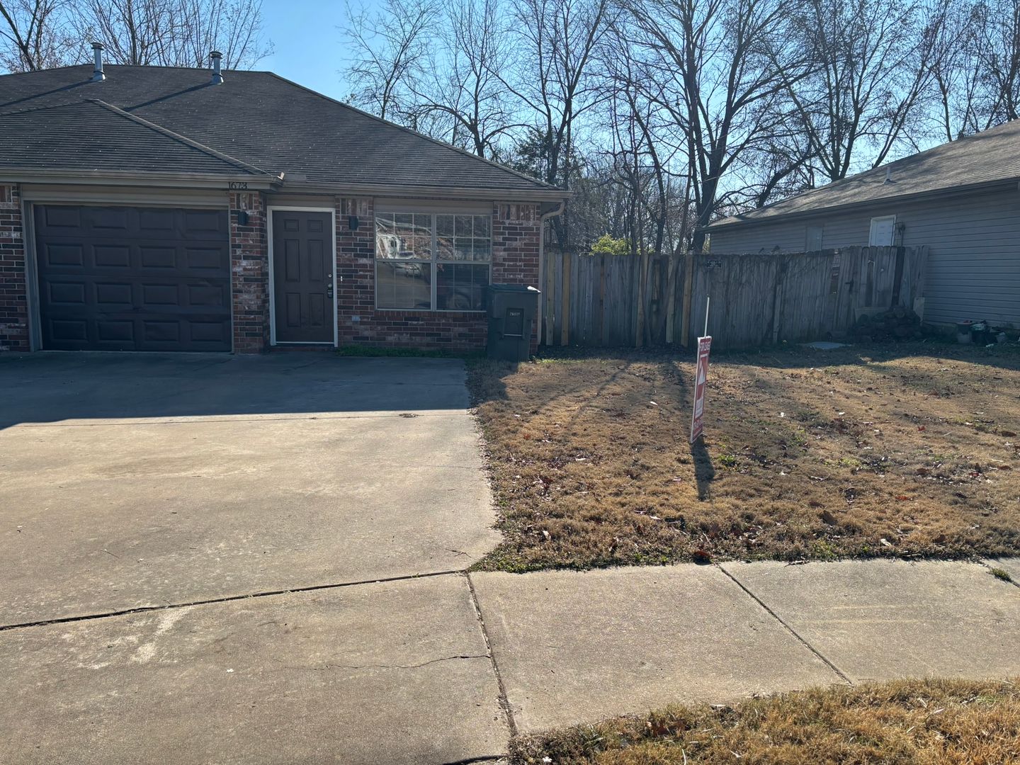 Fayetteville Apartment: 1673-1675 E. Evalyn Circle