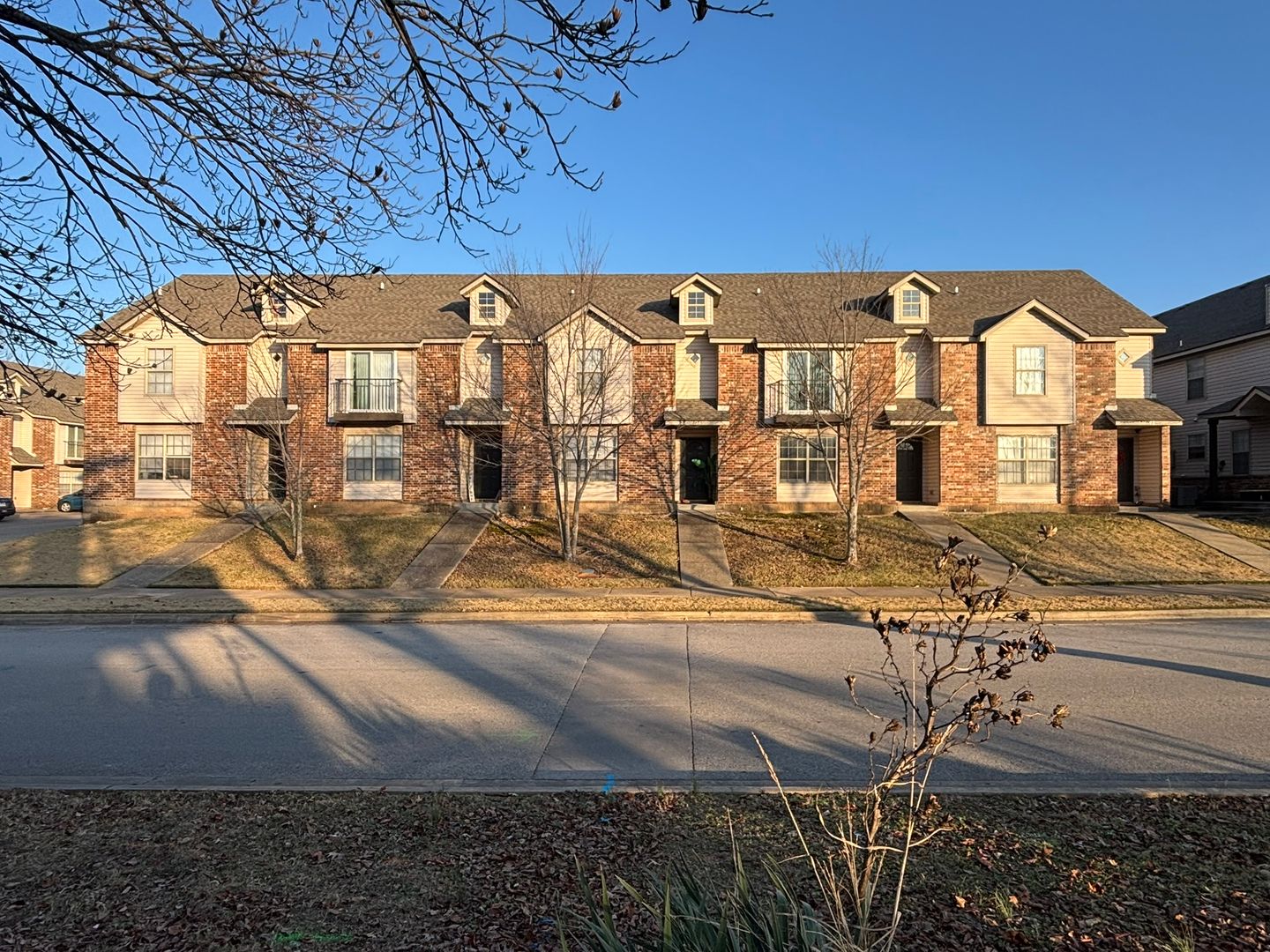 Fayetteville Apartment: 1708-1724 N. Chestnut