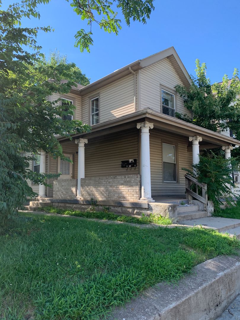 Middletown Apartment: 404 Young Street