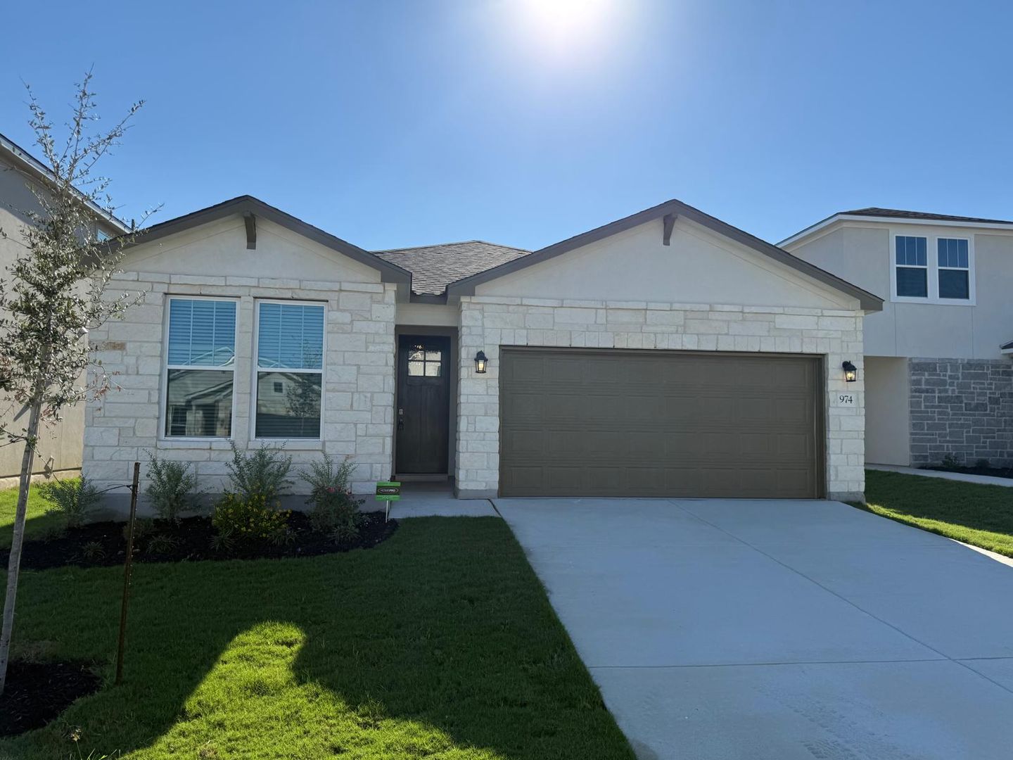 New Braunfels House: 974 Manger Lane