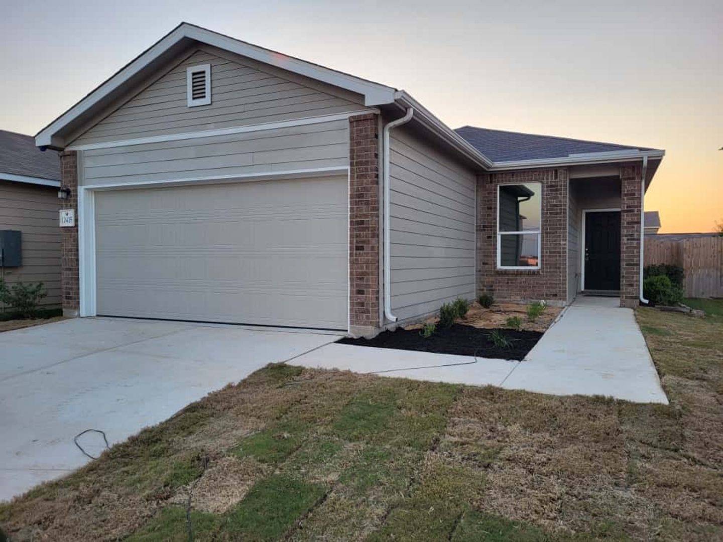 San Antonio House: 10415 Caddo Pass