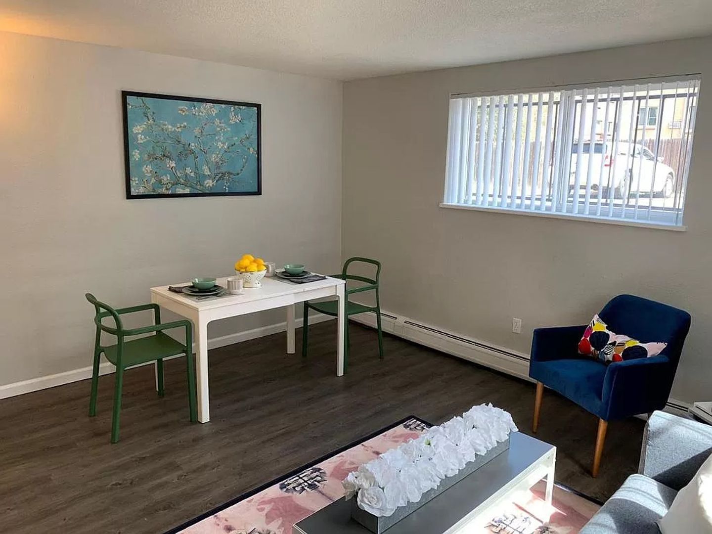 Aurora Apartment: 1436 Macon St