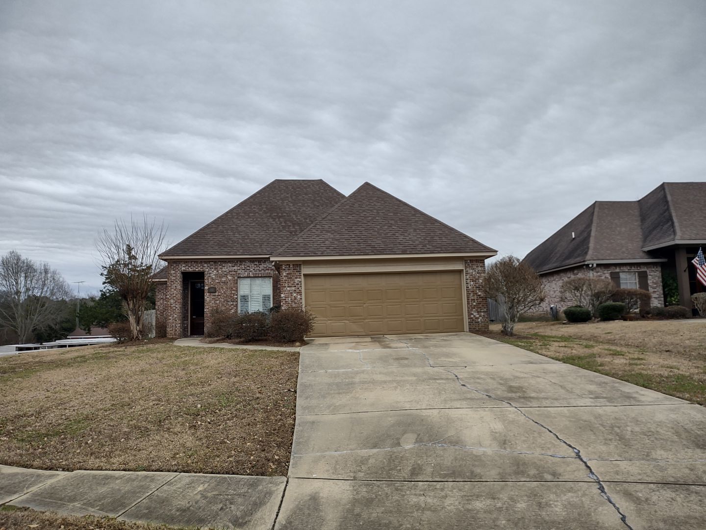 Madison House: 446 Ash Tree Lane