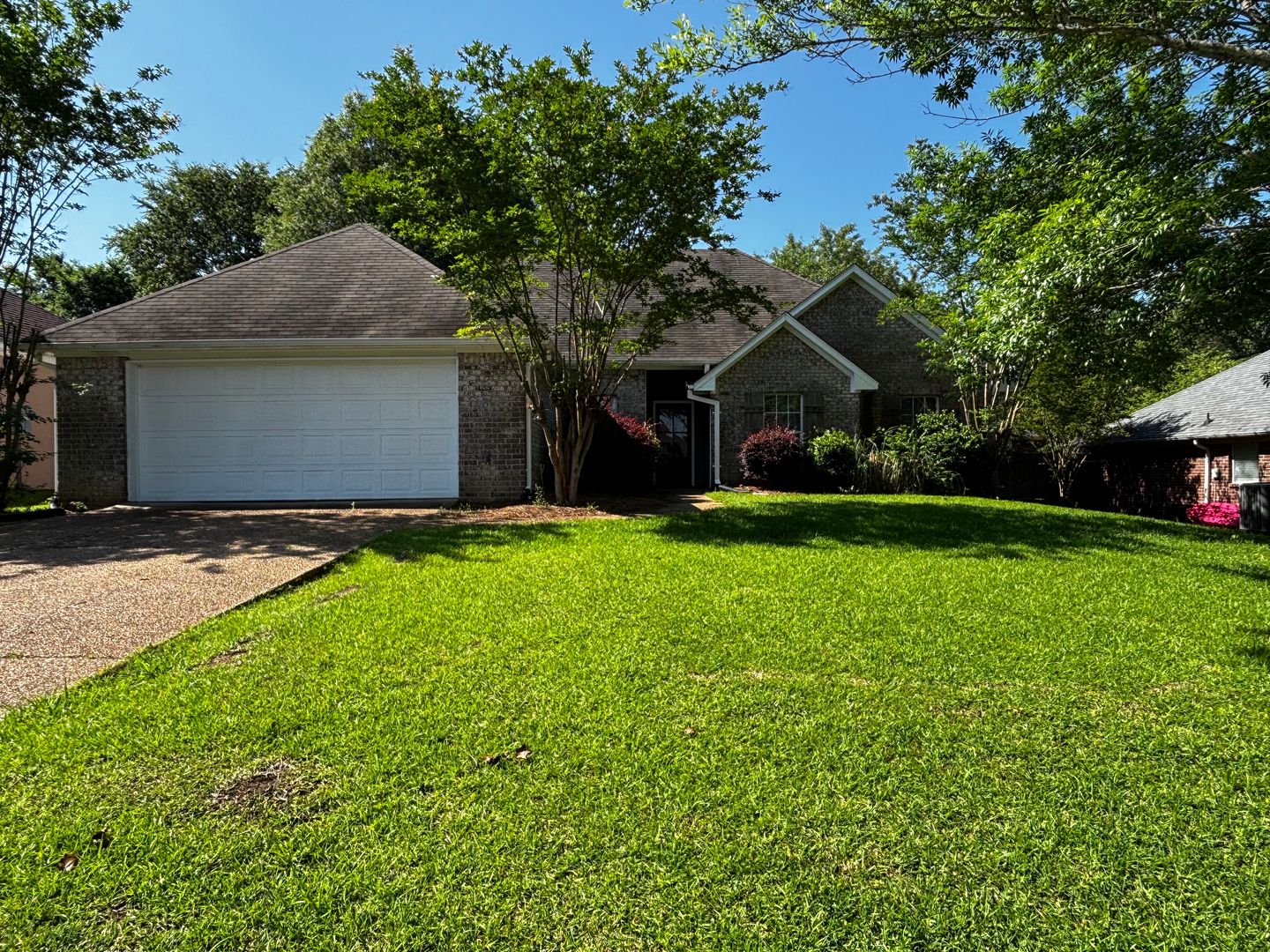 Brandon House: 410 Abbey Woods