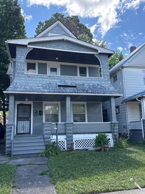 2785 E 117th Street - Down Cleveland, OH 44120 – photo 1