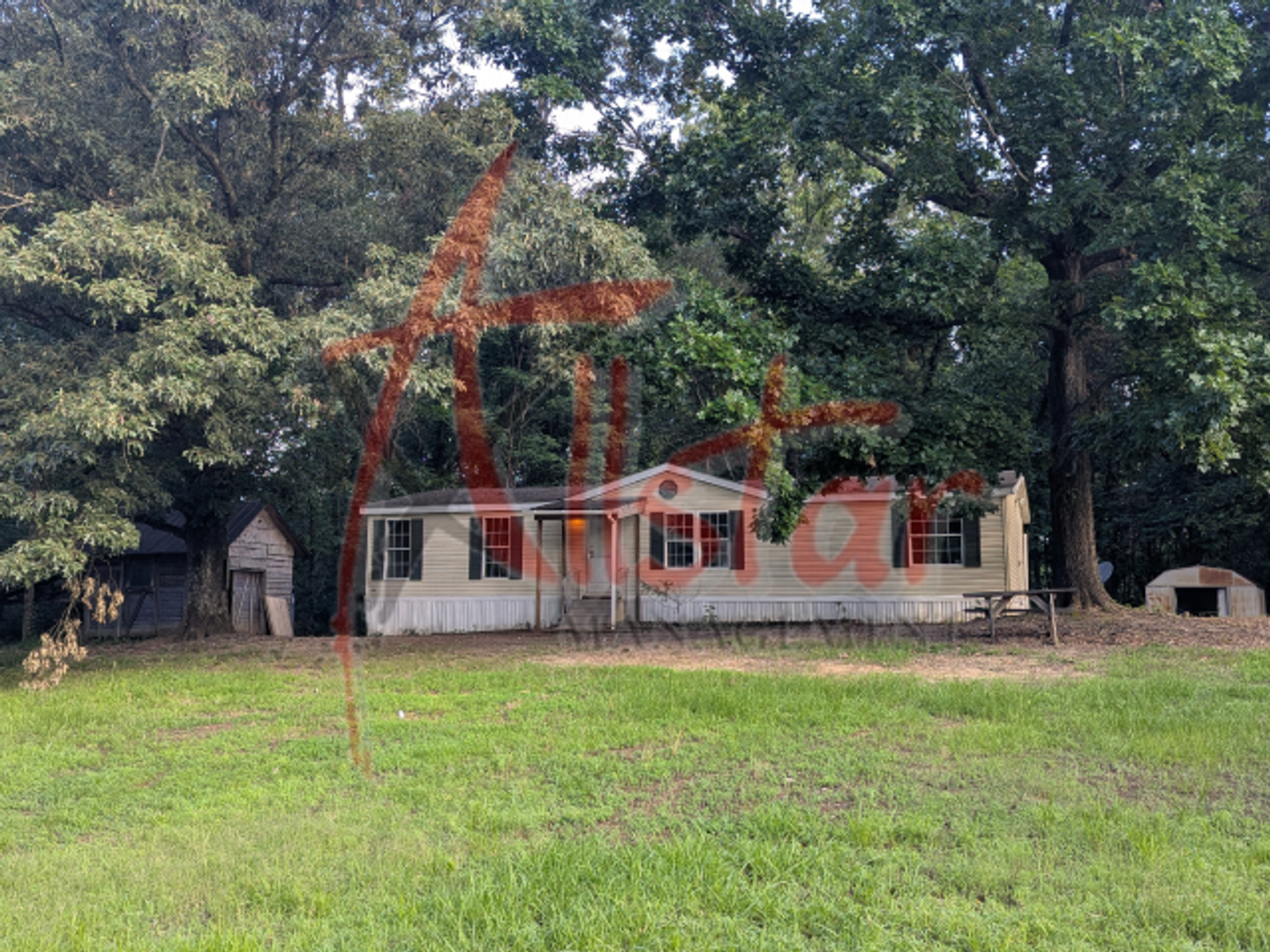 Hernando House: 7682 Edwards Place E