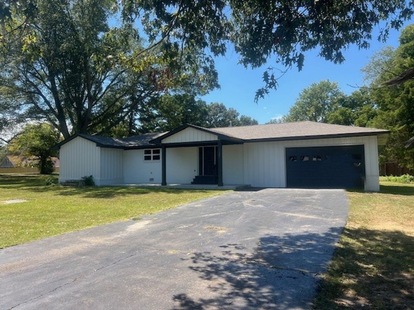 7381 Getwell Road Southaven, MS 38671