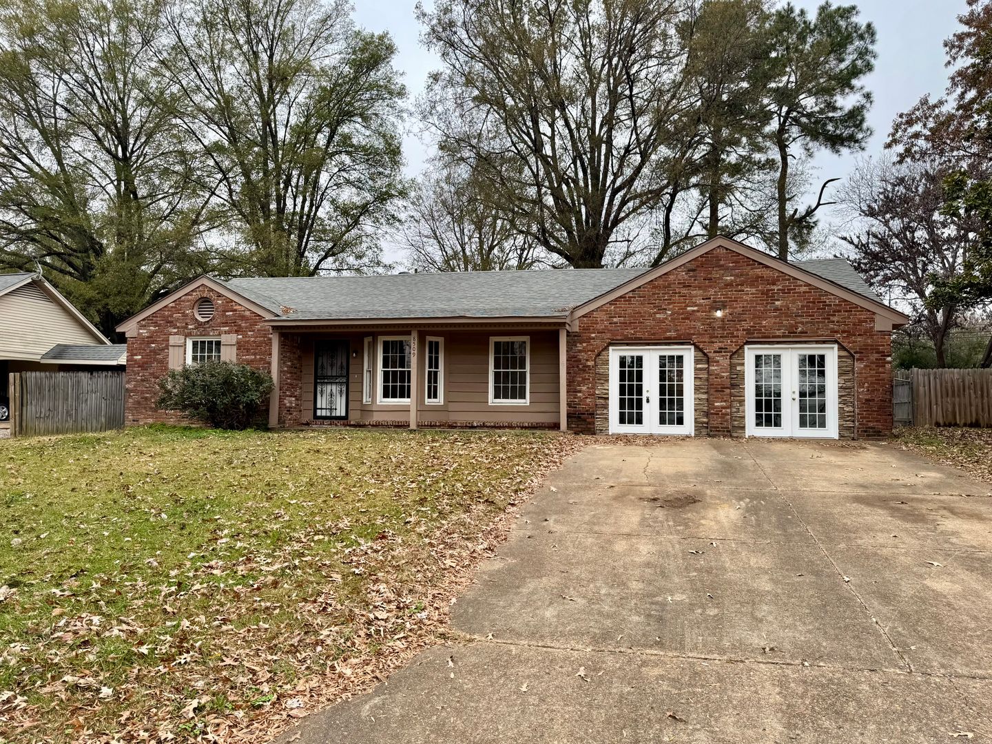 Southaven House: 8509 Farmington Cove