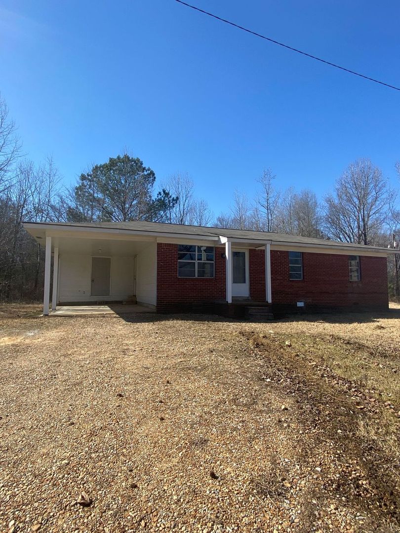 Coldwater House: 769 Mays Rd