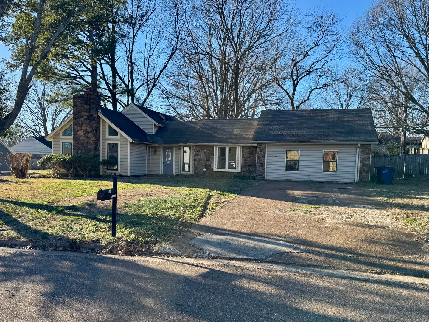 Olive Branch House: 7141 Oak Forest Dr