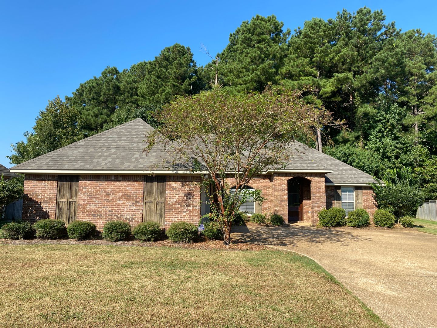 ****JUST REDUCED****PLUS****MOVE IN SPECIAL! 1/2 OFF 1ST MONTHS RENT***** 103 Tracey Cove Madison, MS