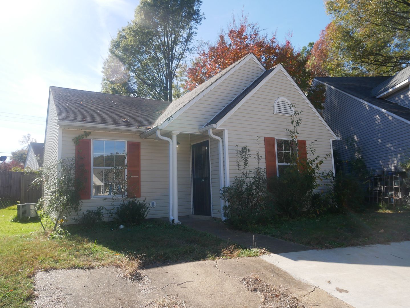 Hernando House: 505 Village Cove