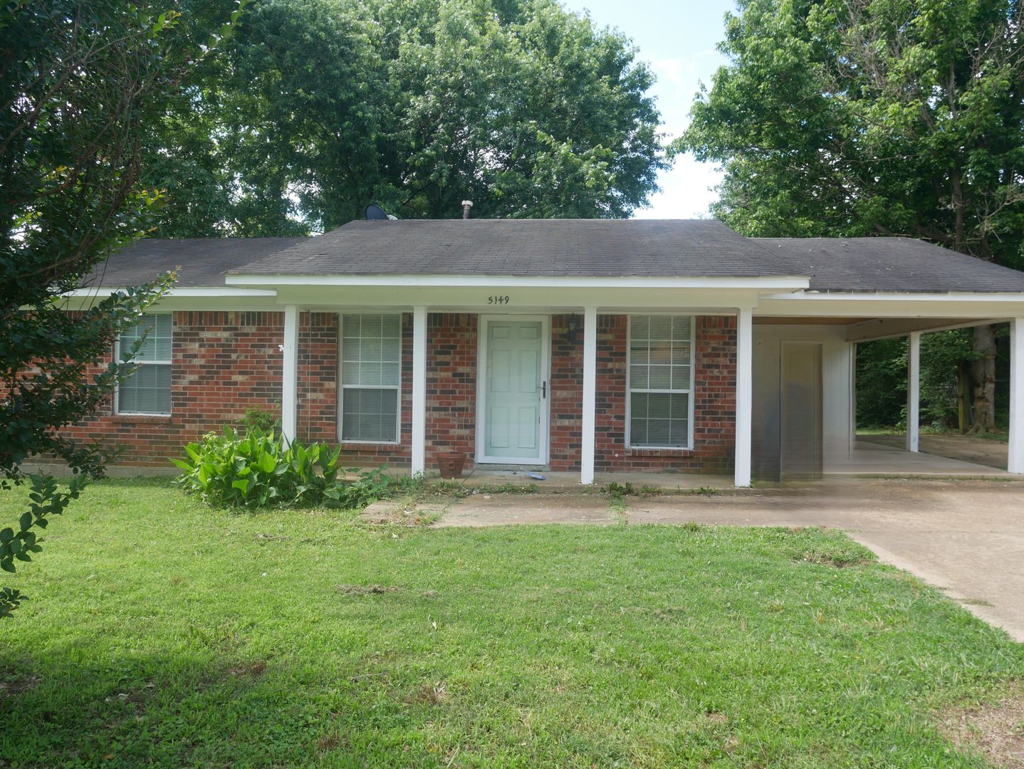 Horn Lake House: 5149 Gray Drive