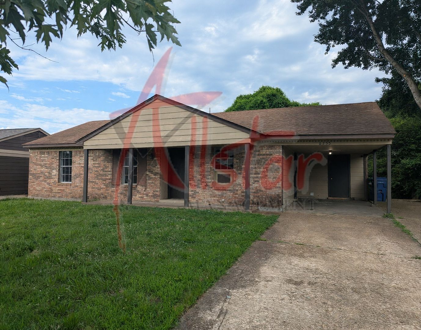 Horn Lake House: 6255 Tulane Rd