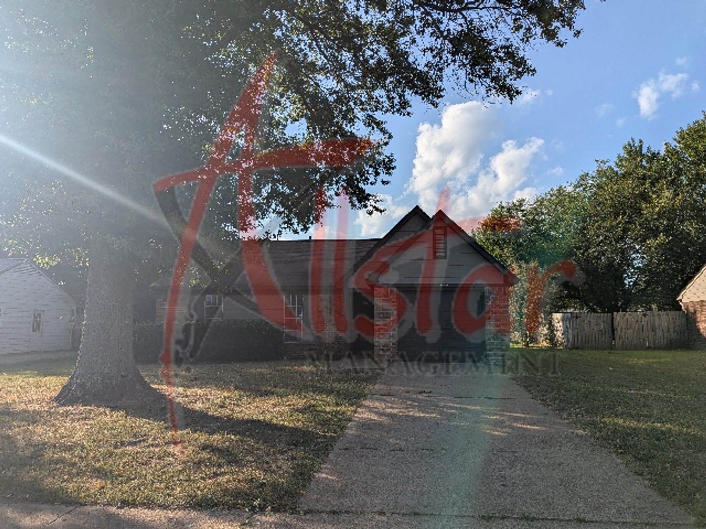 Horn Lake House: 3815 Shadow Oaks