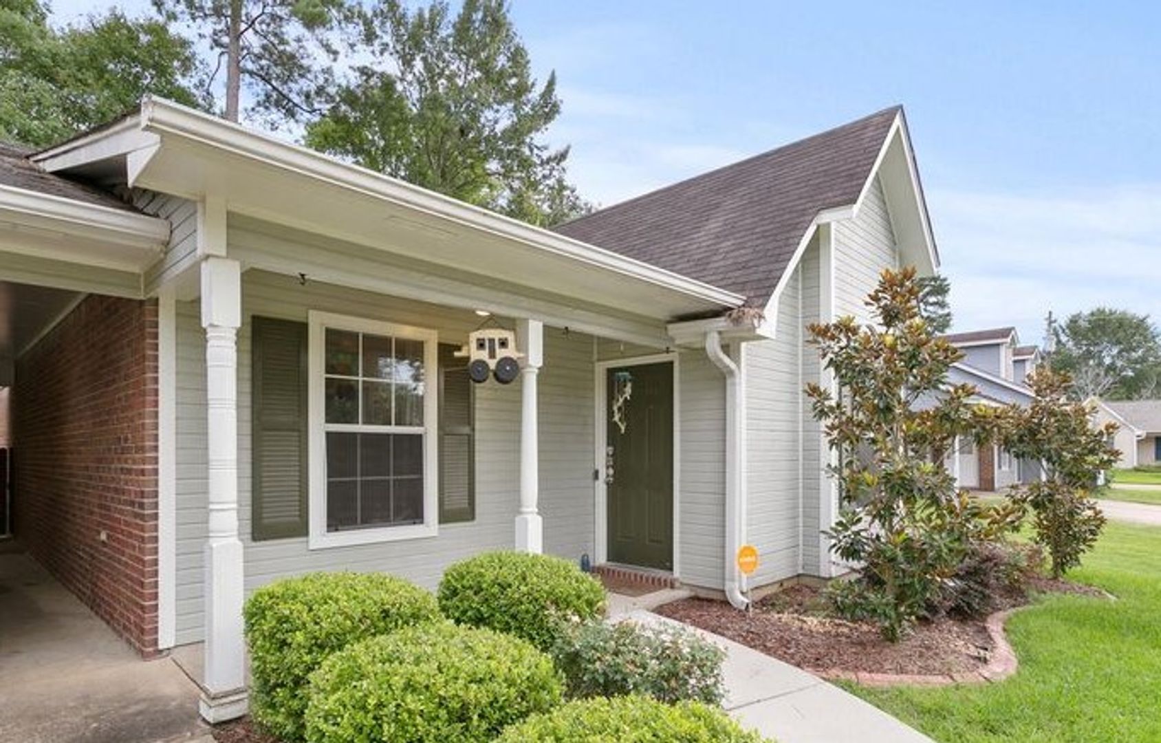 Brandon House: 1204 Barnett Bend Circle