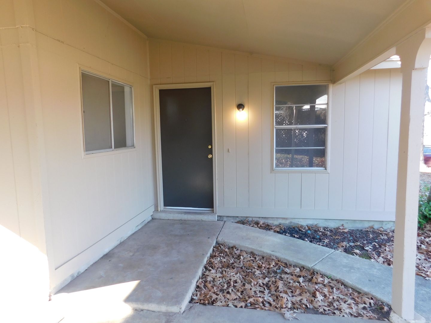 Horn Lake House: 6600 Embassy Circle