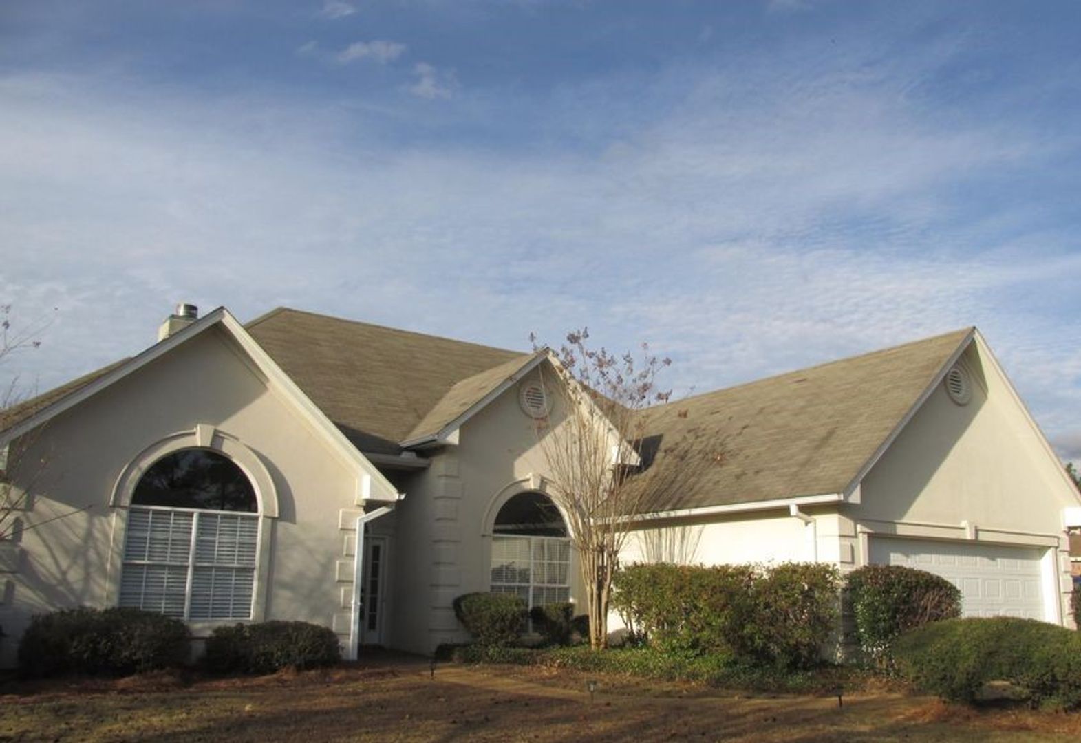 Brandon House: 201 Apple Blossom Circle