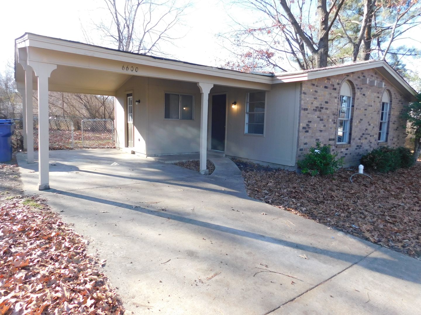 Horn Lake House: 6600 Embassy Circle