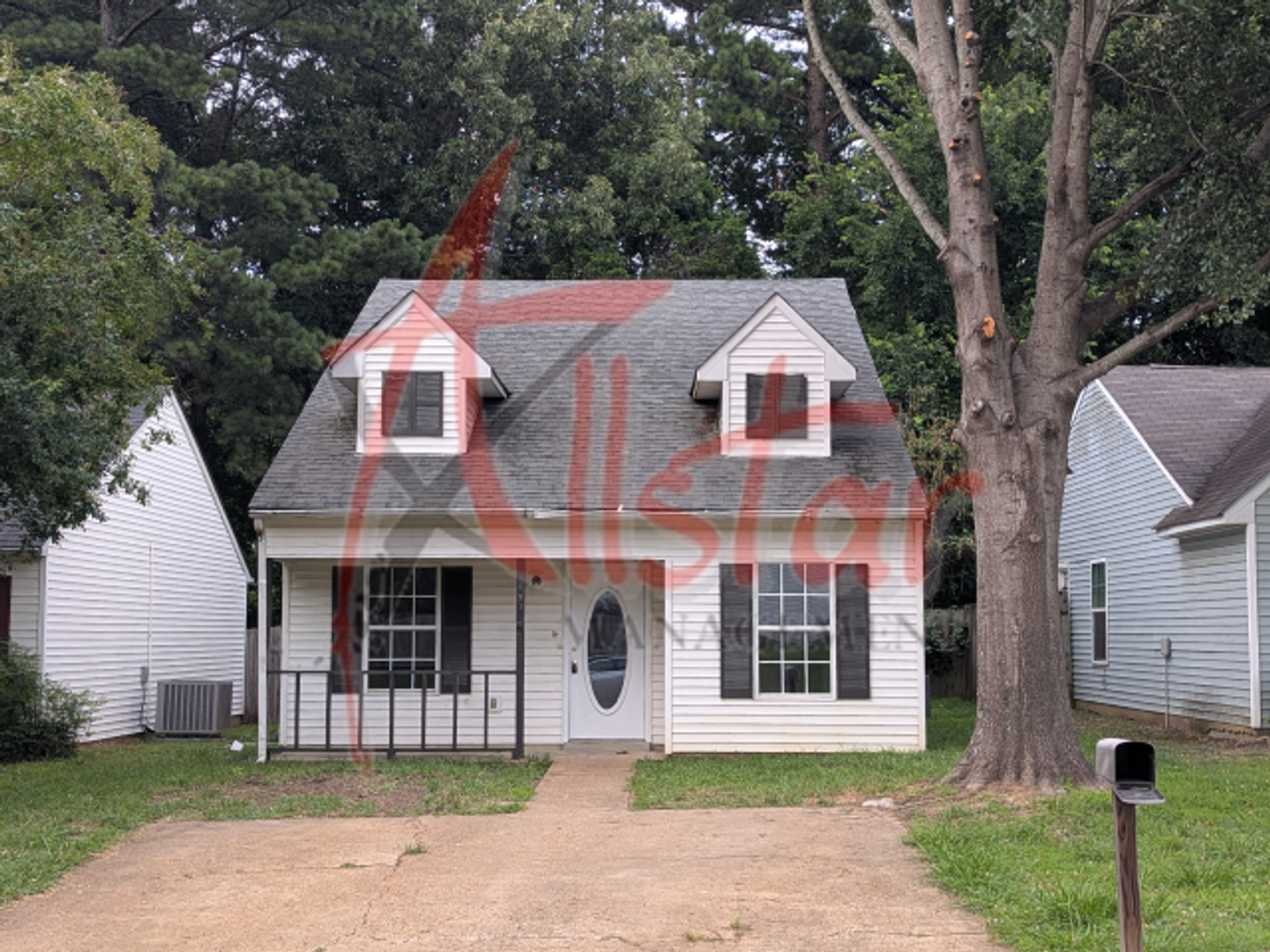 Hernando House: 1936 East Parkway