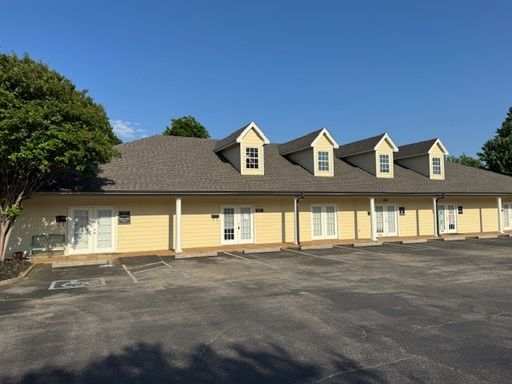 OFFICE SPACE AVAILABLE - 7160 Tchulahoma Suite A-4 Southaven, MS
