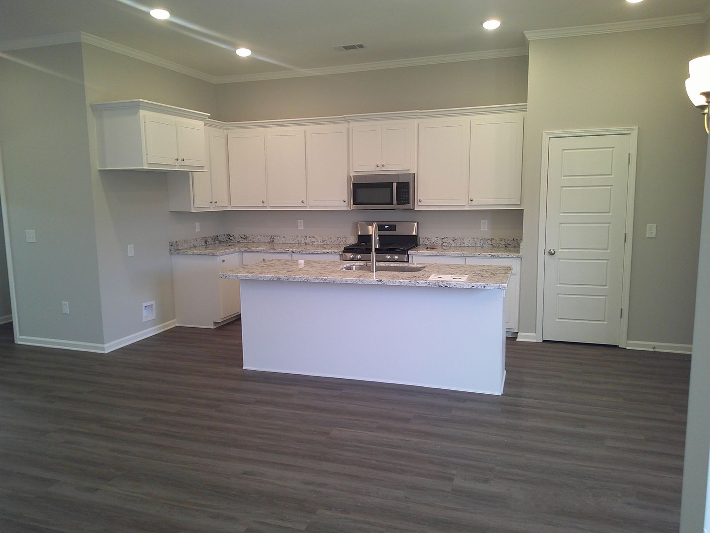 Stonebrook Place 520 2 of 12