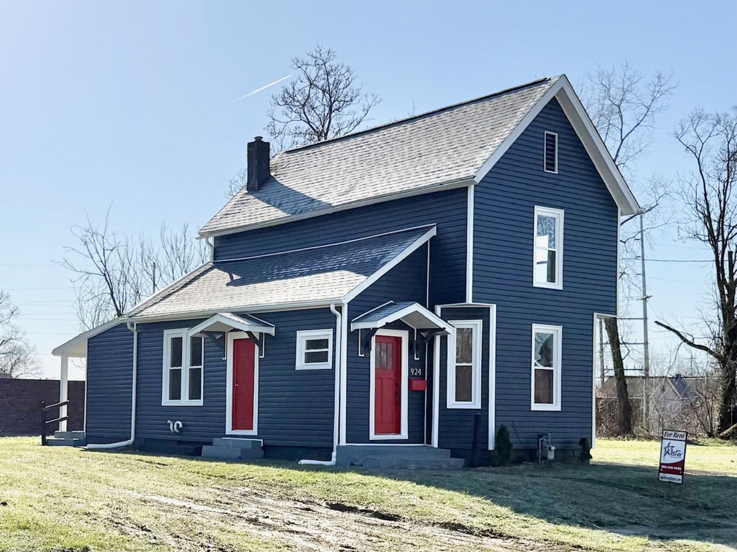 Canton House: 924 Spring Avenue NE