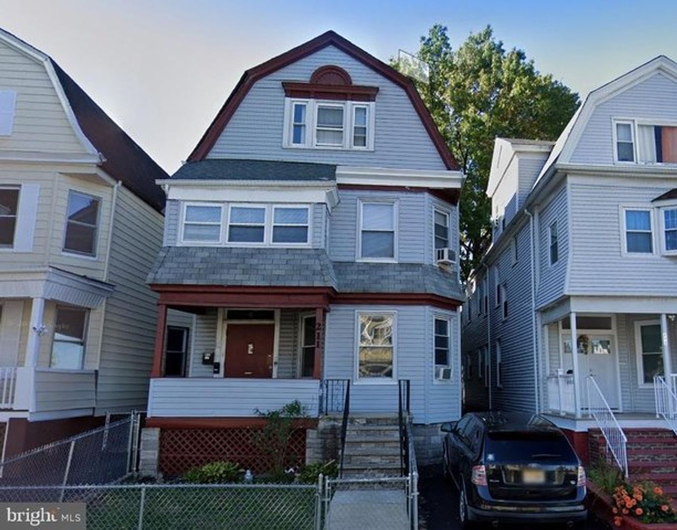 East Orange Apartment: 211 North 19th St