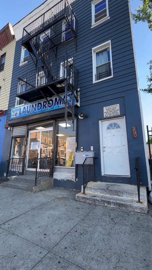 Newark Apartment: 350 S. Orange Ave