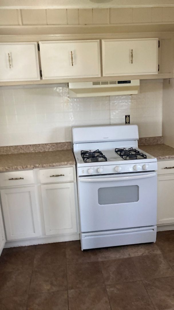 Twin Falls Apartment: 3613 N 2700 E