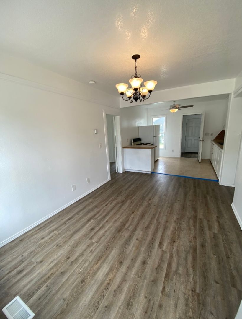 Twin Falls Apartment: 184 Carney