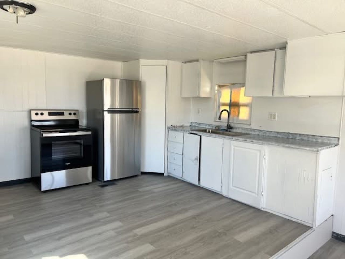 Burley Apartment: 17 S 600 W