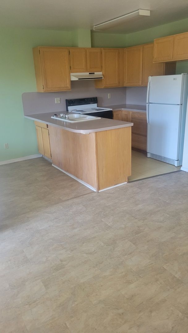 Gooding Apartment: Nevada Street