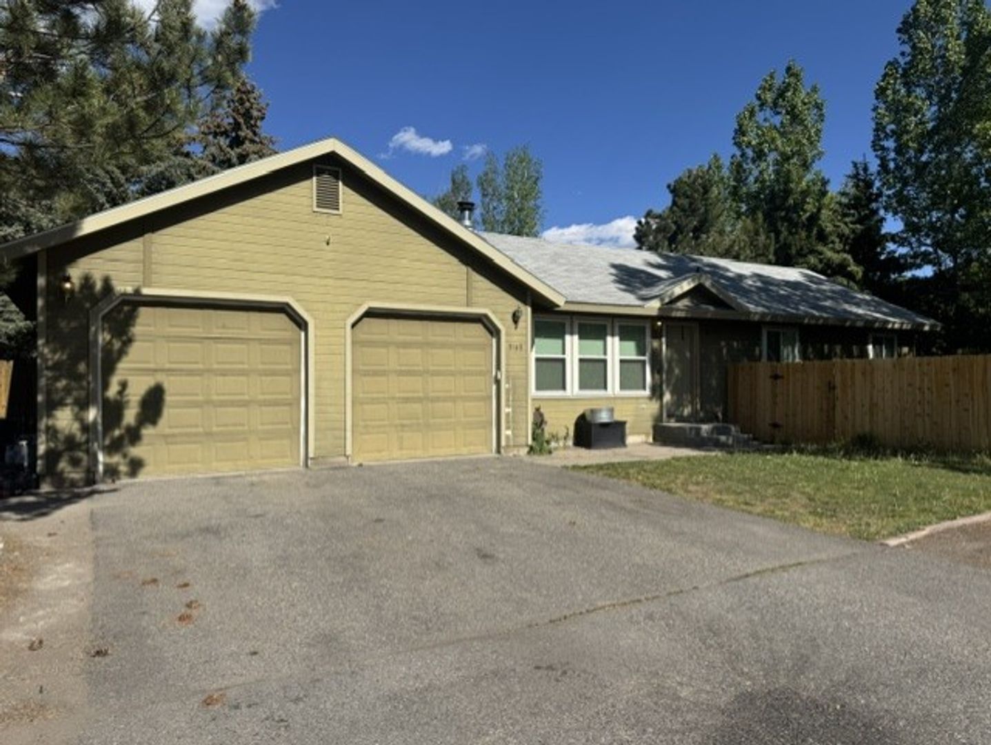 Hailey House: 3160 Woodside Blvd