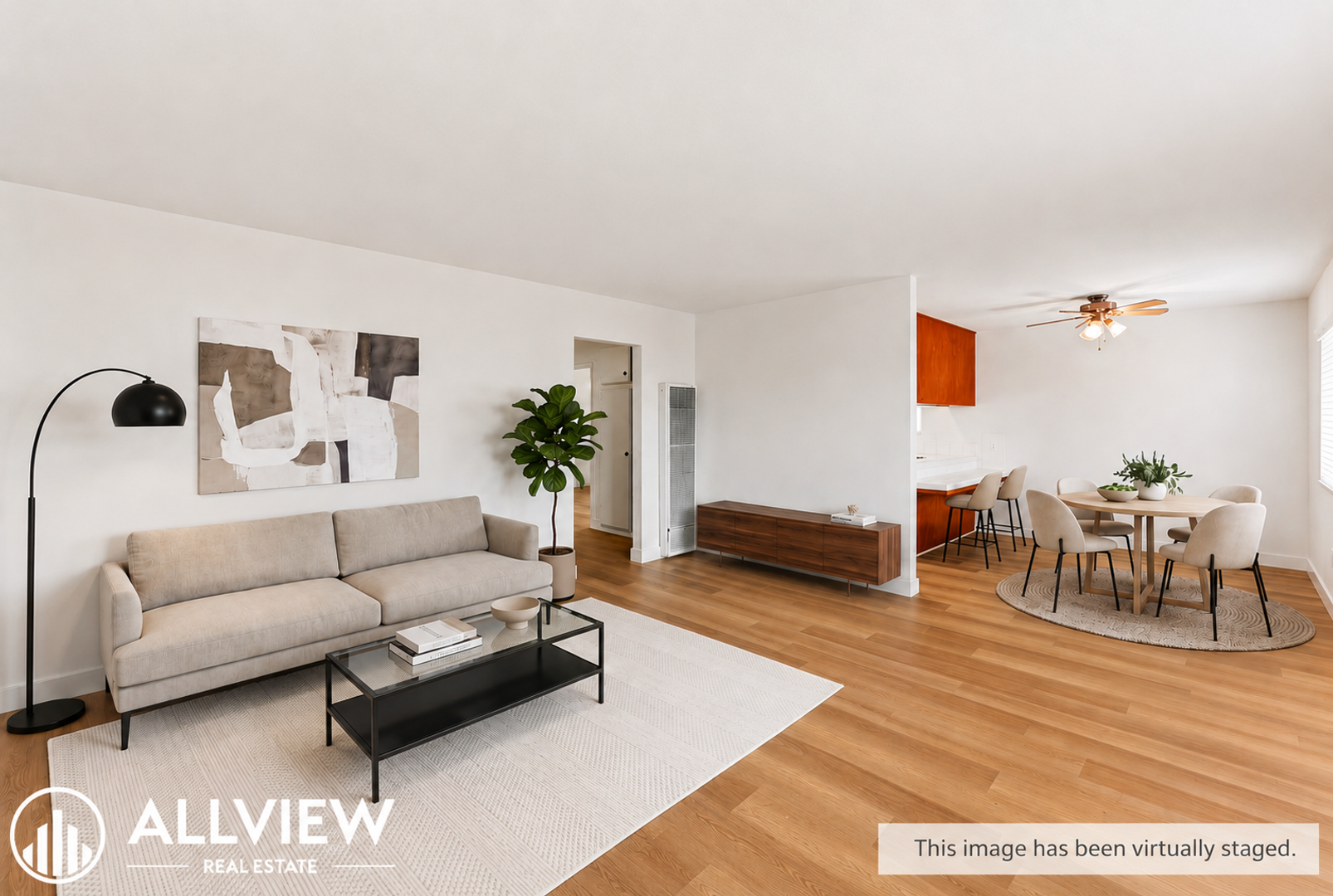 Huntington Beach Apartment: 16682 Bartlett Lane