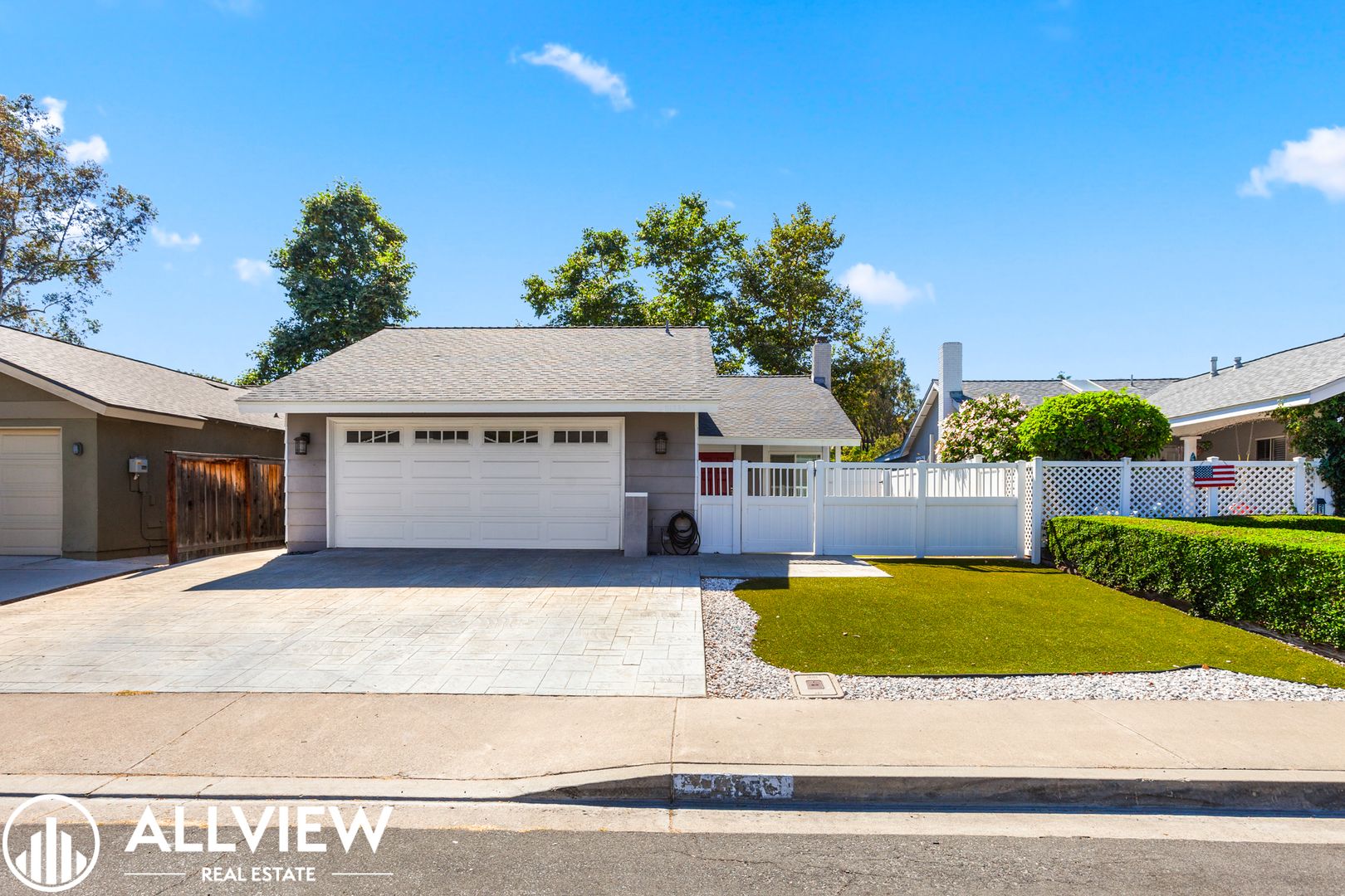 Lake Forest House: 21385 Brandy Wine Ln