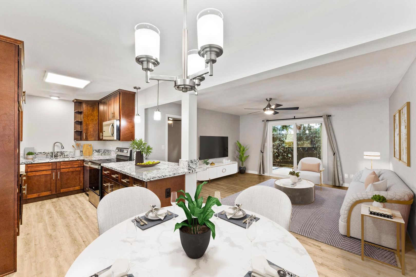 Costa Mesa Apartment: 2466 Santa Ana Ave