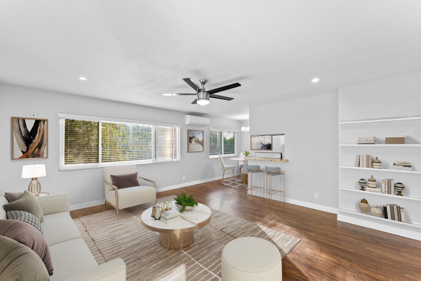 Costa Mesa Apartment: 2682 Santa Ana Ave