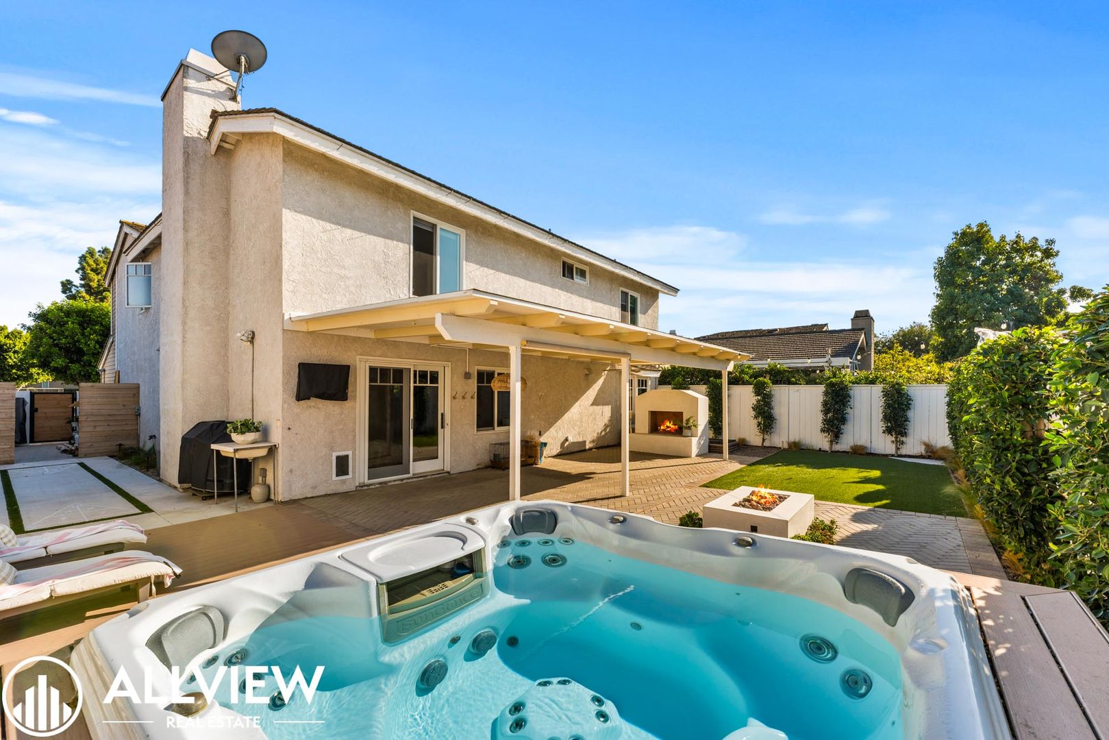 Irvine House: 38 Ashwood