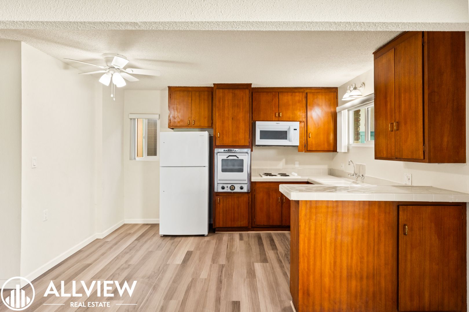 Seal Beach Apartment: 136 13th Street