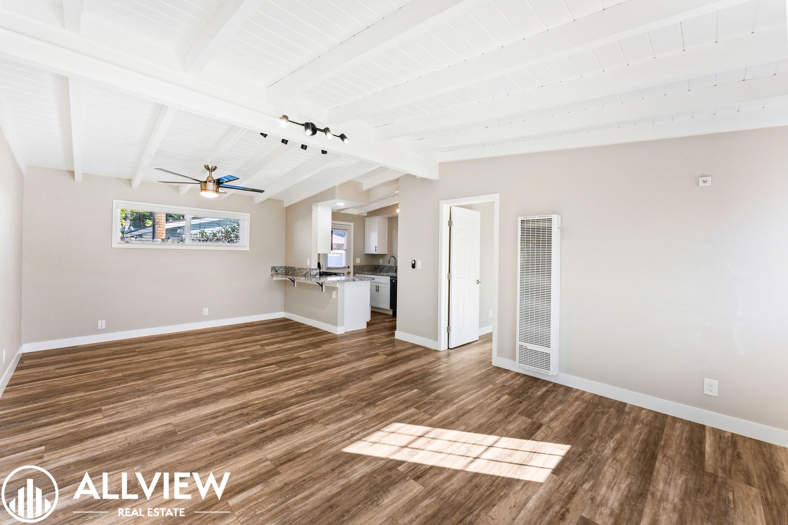 Costa Mesa Apartment: 314 Ogle Street
