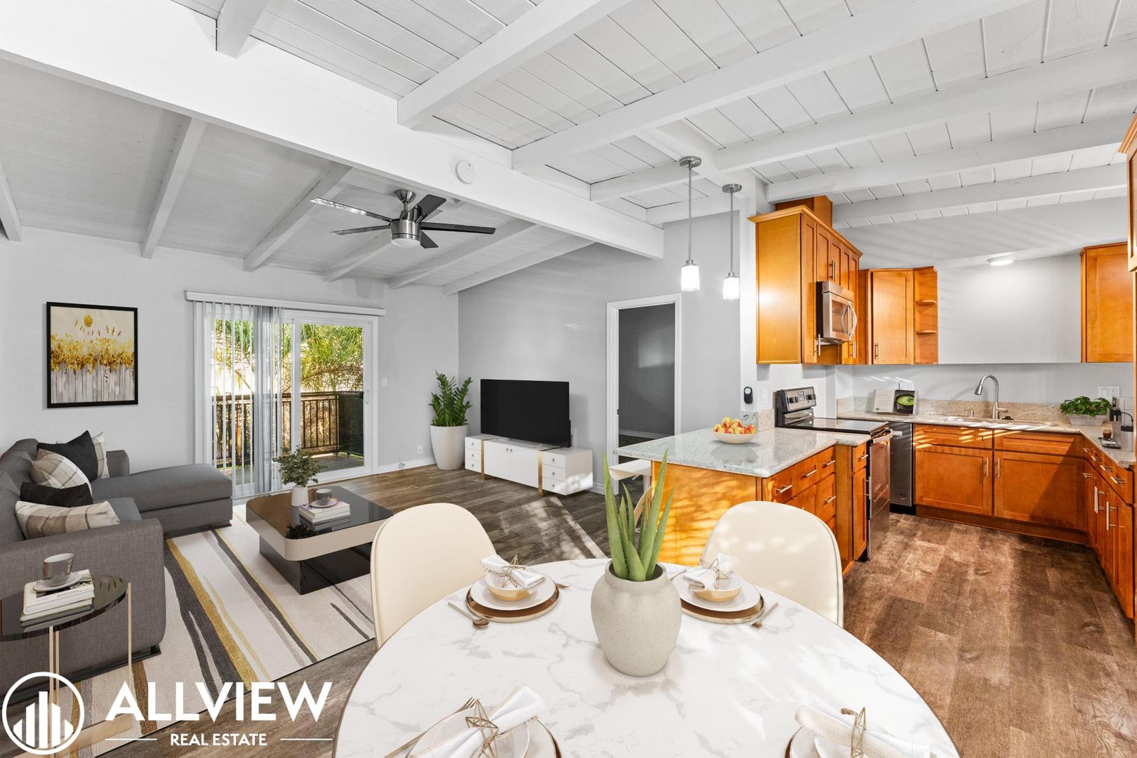 Costa Mesa Apartment: 2466 Santa Ana Ave