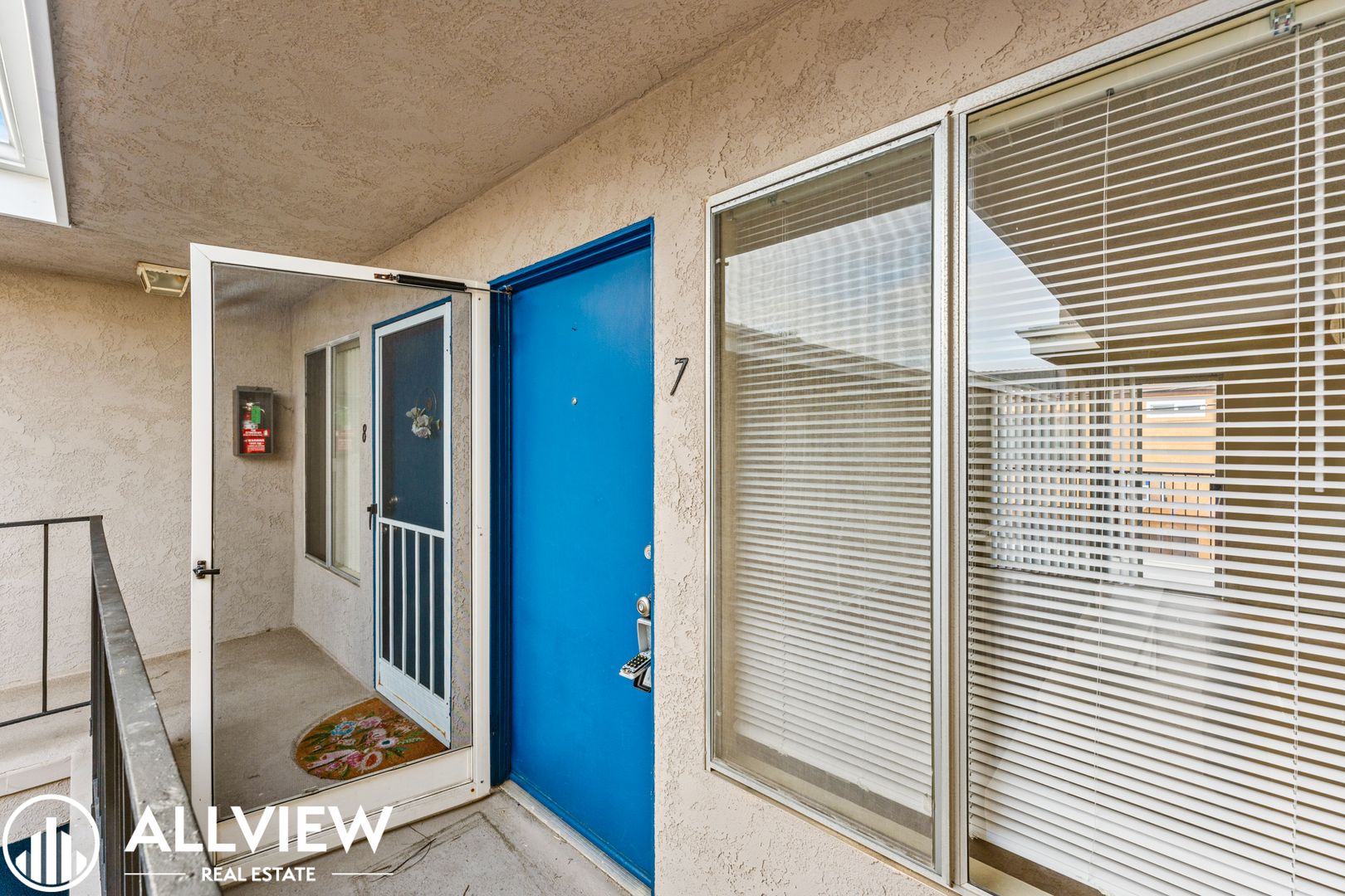 Huntington Beach Apartment: 221 10th Street