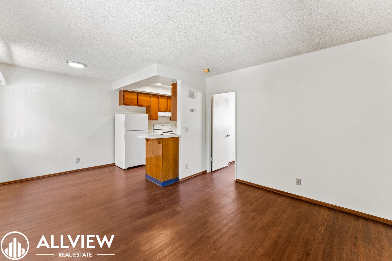Santa Ana Apartment: 202 East 16th Street