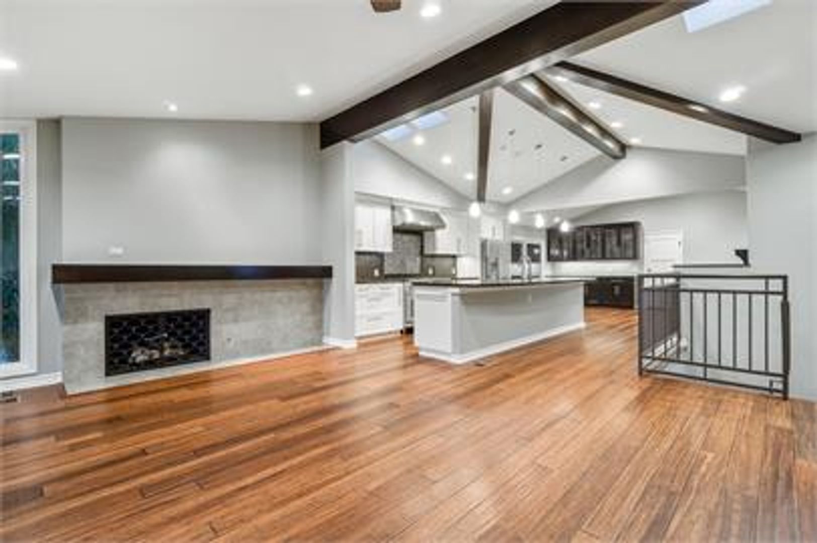 Newport Beach House: 2987 Quedada